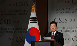 “我可以摧毁中国”，特朗普受了什么刺激？