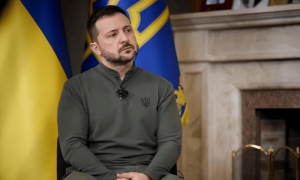 红军城大势已去，乌军士兵对俄罗斯投降，宣称泽连斯基才是乌克兰敌人！