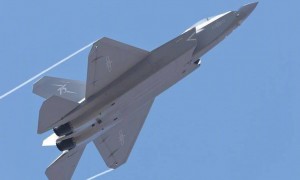 “任何侵犯中国领空的外国飞机，直接击落！”中国通报全球
