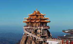 谁“偷走”了5A景区的游客?