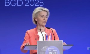 冯德莱恩放狠话:若和中国谈不拢稀土出口管制,必要时将动用所有可用手段