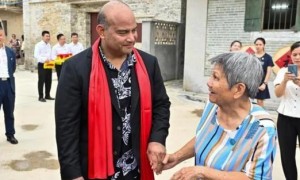 阿迪昂连任瑙鲁总统,今年7月曾来华寻根