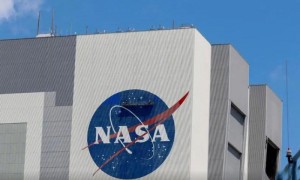 美航天局:SpaceX研发月球着陆器进度滞后 拟重新开放竞标